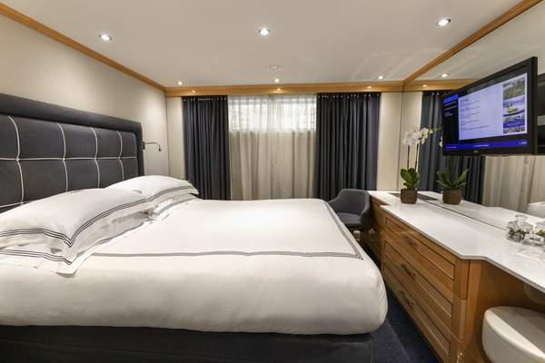 UNIWORLD Boutique River Cruises S.S. Beatrice Classic Stateroom.jpeg